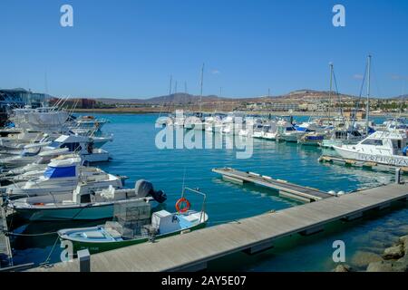 Le port de Caleta de Fuste Playa del Castillo Antigua Fuerteventura Canaries Espagne Banque D'Images