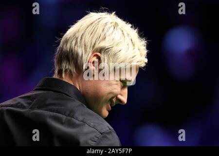 Cardiff, Royaume-Uni. 14 février 2020. Neil Robertson d'Australie lors de son match de quart de finale contre Kyren Wilson d'Angleterre . ManBet X Welsh Open snooker 2020, jour 5 à la Motorpoint Arena de Cardiff, Pays de Galles du Sud le vendredi 14 février 2020 photo d'Andrew Orchard/Andrew Orchard sports photographie/Alay Live news crédit: Andrew Orchard sports photographie/Alay Live News Banque D'Images