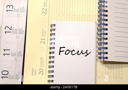 Concentrez-vous sur l'écriture sur votre ordinateur portable Banque D'Images