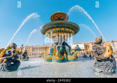 29 juillet 2019, Paris, France : célèbre fontaine de la place de la Concorde Banque D'Images