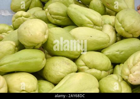 Pile de fruits chayote Banque D'Images