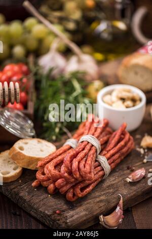 Saucisses séchées de kabanos polonais Banque D'Images