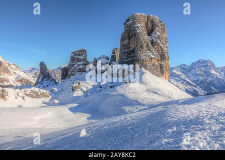 Cinque Torri, Cortina d'Ampezzo, Belluno, Vénétie, Dolomites, Italie, Europe Banque D'Images