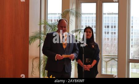 Dirk Hilbert, su Yeon Hilbert bei der Gedenkveranstaltung zum 75. Jahrestag der Zerstörung Dresdens im Zweiten Weltkrieg / 130220 Banque D'Images