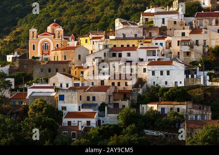 Avis de Ioulida village sur l'île de Kéa en Grèce. Banque D'Images
