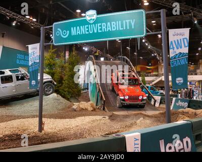 Chicago, Illinois, États-Unis. 13 Février 2020. Piste de démonstration Jeep. Chicago Auto Show. Banque D'Images