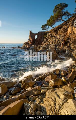 PASSERELLE CALA DELS FRALES LLORET DE MAR COSTA BRAVA CATALOGNE ESPAGNE Banque D'Images