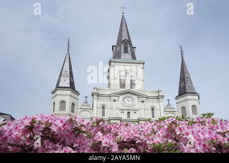 Cathédrale St Louis sur Jackson Square dans le quartier français de la Nouvelle-Orléans Banque D'Images