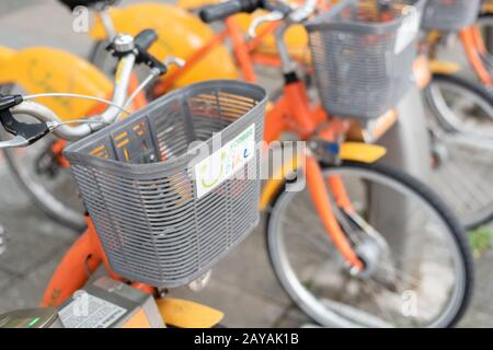 Une rangée de vélos appelée Ubike, un service de système de partage de vélos Banque D'Images