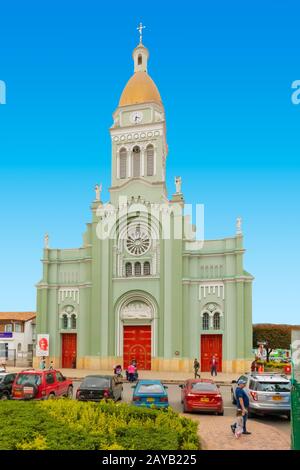 Colombie Église de conception Immaculée cajica avec ciel bleu Banque D'Images