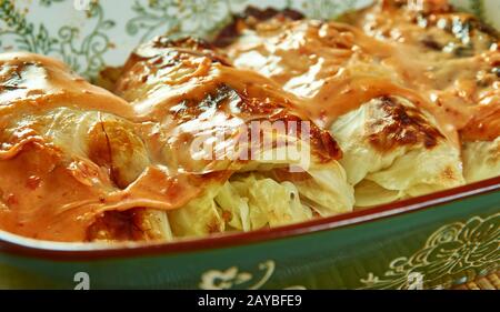 Poulet roulé au chou enchiladas Banque D'Images