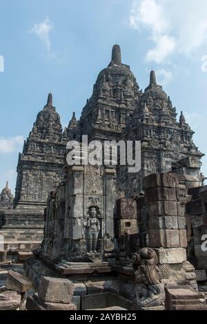 Le temple de Sewu (Candi Sewu) (qui fait partie du site du patrimoine mondial de l'UNESCO de Prambanan), remonte au 8ème siècle après Jésus-Christ et est le deuxième plus grand t bouddhiste Banque D'Images