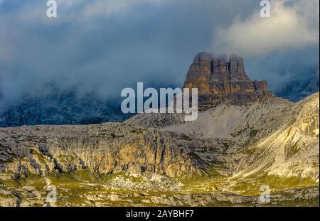 Trois pics. Parc national Tre Cime di Lavaredo. , Dolomites Tyrol du Sud, Italie Banque D'Images