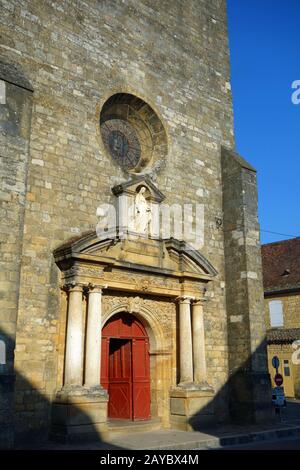 Église notre Dame de Domme en Dordogne Banque D'Images