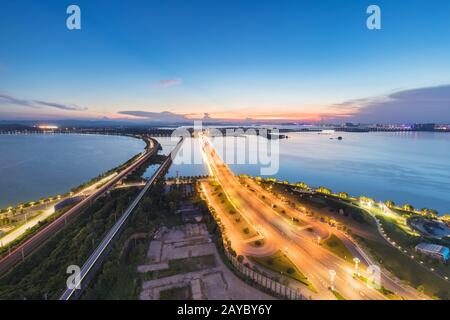 belle vue sur le lac au coucher du soleil sur jiujiang Banque D'Images