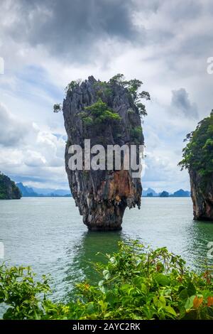 Île de Ko tapu dans la baie de Phang Nga, Thaïlande Banque D'Images