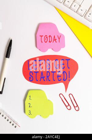 Écriture manuelle conceptuelle montrant let's Get Started. Photo d'entreprise montrant encourager quelqu'un à commencer à faire quelque chose Red bu Banque D'Images