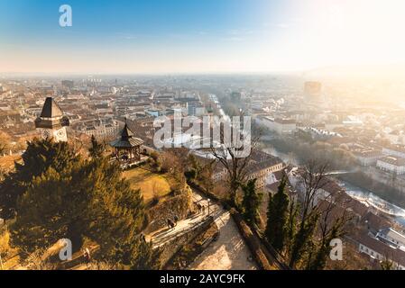 Vue de la colline du château de la ville de Graz Schlossberg, destination de voyage. Banque D'Images