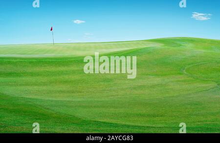 Belle coulisse parfaite vue sur le terrain de golf green grass field . Banque D'Images