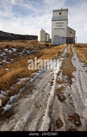 Élévateur de grain près de Drumheller Banque D'Images