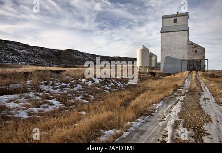 Élévateur de grain près de Drumheller Banque D'Images