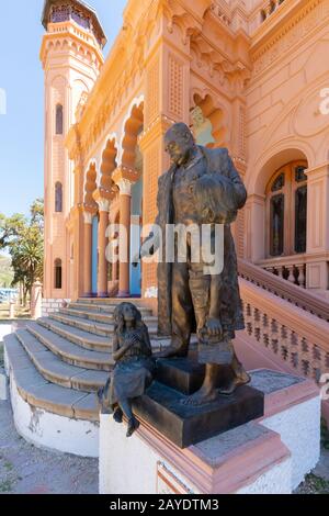 Château de sucre Bolivie du monument de Glorieta au constructeur du château Banque D'Images
