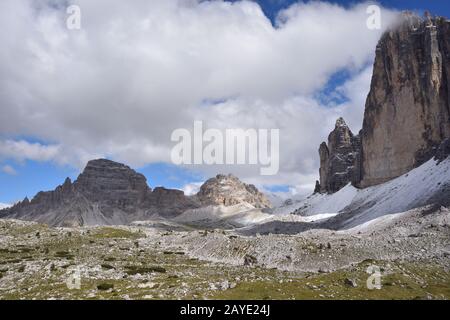 Tre Cime di Lavaredo avec Paternkofel Banque D'Images