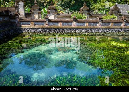 Pura Tirta Empul temple, Ubud, Bali, Indonésie Banque D'Images