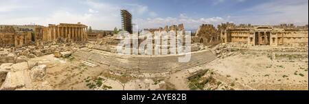 Lieu de deux des plus grandes ruines du temple romain, le site de Baalbek, classé au patrimoine mondial De L'Unesco, est l'une des principales attractions du Liban Banque D'Images