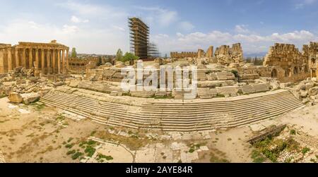 Lieu de deux des plus grandes ruines du temple romain, le site de Baalbek, classé au patrimoine mondial De L'Unesco, est l'une des principales attractions du Liban Banque D'Images