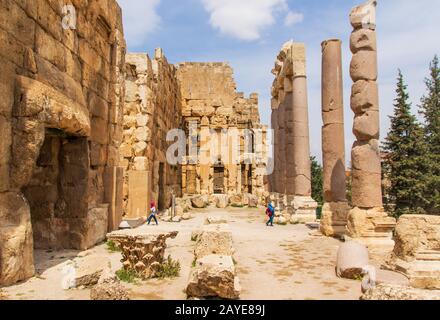 Lieu de deux des plus grandes ruines du temple romain, le site de Baalbek, classé au patrimoine mondial De L'Unesco, est l'une des principales attractions du Liban Banque D'Images