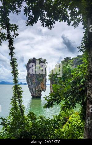 Île de Ko tapu dans la baie de Phang Nga, Thaïlande Banque D'Images