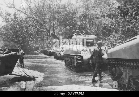 1943 réservoir Sherman de l'archipel de Cape Gloucester Bismarck Banque D'Images