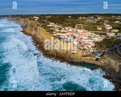 Ville côtière au Portugal Praia das Maçãs