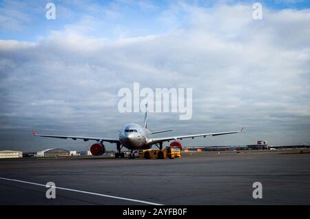 Le 29 octobre 2019, Moscou, Russie. Avion Airbus A330-200 Aeroflot - Russian Airlines à l'Aéroport de Sheremetyevo à Moscou. Banque D'Images