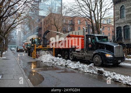 Montréal Québec Canada Le 4 Janvier 2020 : Déneigement Banque D'Images