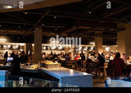 Montréal Québec Canada 24 Décembre 2019; Marché Des Délais Banque D'Images