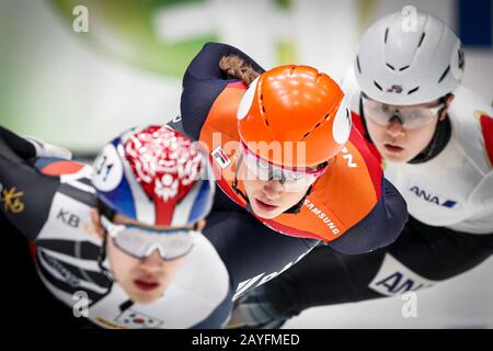 Dordrecht, Pays-Bas. 15 février 2020. Dordrecht, 15-02-2020, Sportboulevard Dordrecht, piste courte, Ladies 1500 m semi-finales, Suzanne Schulting NED pendant le court circuit de la coupe du monde de l'UIP. Crédit: Pro Shots/Alay Live News Banque D'Images