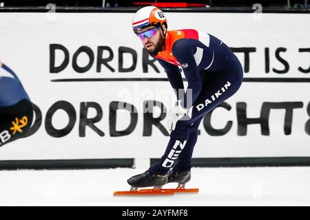 Dordrecht, Pays-Bas. 15 février 2020. Dordrecht, 15-02-2020, Sportboulevard Dordrecht, piste courte, hommes 1500 m semi-finales, Sjinkie Knegt NED pendant la coupe du monde de l'UIP piste courte. Crédit: Pro Shots/Alay Live News Banque D'Images