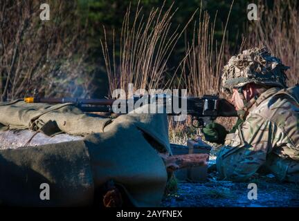 Les troupes de l'armée britannique du 3ème Bataillon, The Rifles, ont fait un exercice d'entraînement sur la zone d'entraînement de Kirkcudbright, Dumfries et Galloway, au sud-ouest de l'Écosse Banque D'Images