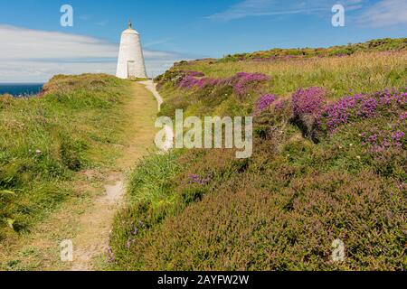 Le 'Pepperpot', falaise nord, Portreath, Cornouailles nord, Royaume-Uni. Banque D'Images