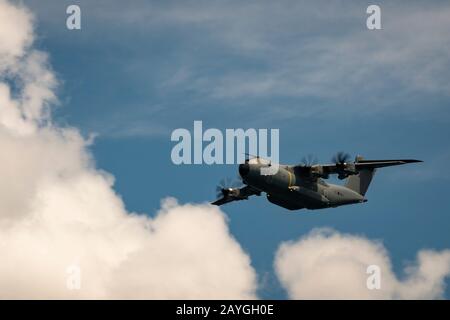 Royal Air Force A400M avion de transport Atlas en vol. Banque D'Images
