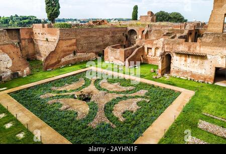 Ruines de l'ancienne maison romaine d'Auguste sur le mont Palatin à Rome, Italie Banque D'Images