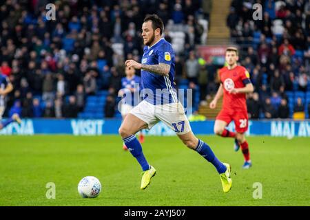 Cardiff, Royaume-Uni. 15 février 2020. Lee Tomlin de Cardiff City en action contre Wigan Athletic. Match de championnat EFL Skybet, Cardiff City / Wigan Athletic au Cardiff City Stadium le samedi 15 février 2020. Cette image ne peut être utilisée qu'à des fins éditoriales. Utilisation éditoriale uniquement, licence requise pour une utilisation commerciale. Aucune utilisation dans les Paris, les jeux ou une seule édition de club/ligue/joueur. Pic par Lewis Mitchell/Andrew Orchard sports photographie/Alay Live news crédit: Andrew Orchard sports photographie/Alay Live News Banque D'Images