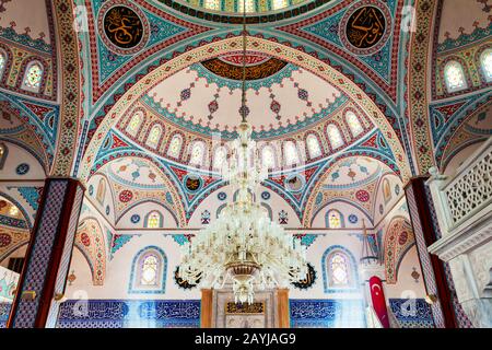 Manavgat, TURQUIE - 08 NOVEMBRE 2019 : Merkez Kulliye Cami ou la Mosquée centrale Manavgat est la plus grande mosquée de la région d'Antalya en Turquie Banque D'Images