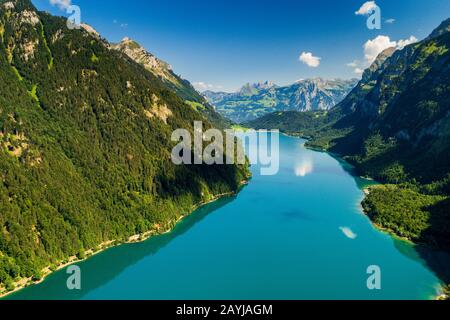 Kloentalersee; drone Picture, Suisse, Glaris Banque D'Images