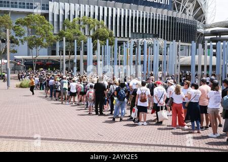 16 février 2020: Rassemblement de foules au Concert de Fire Fight Australia pour le National bushfire relief au stade ANZ le 16 février 2020 à Sydney, Nouvelle-Galles du Sud Australie (Credit image: © Christopher Khoury/Australian Press Agency via ZUMA Wire) Banque D'Images