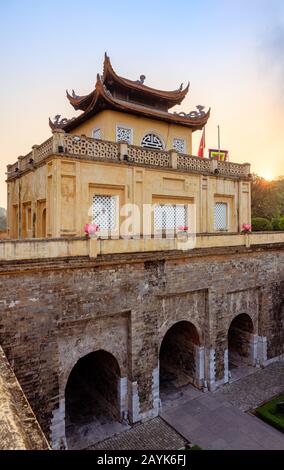La Citadelle impériale aussi connue sous le nom de la vieille Citadelle de Thang long à Hanoi Banque D'Images