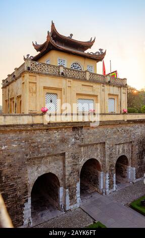 La Citadelle impériale aussi connue sous le nom de la vieille Citadelle de Thang long à Hanoi Banque D'Images