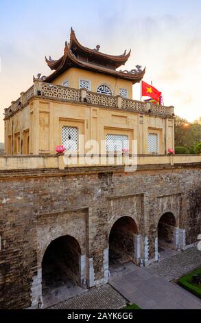 La Citadelle impériale aussi connue sous le nom de la vieille Citadelle de Thang long à Hanoi Banque D'Images